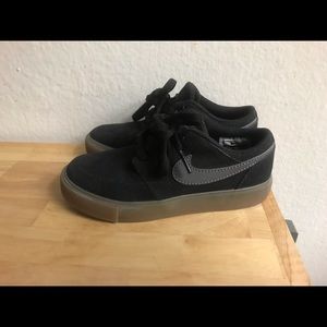Boys Nike SB